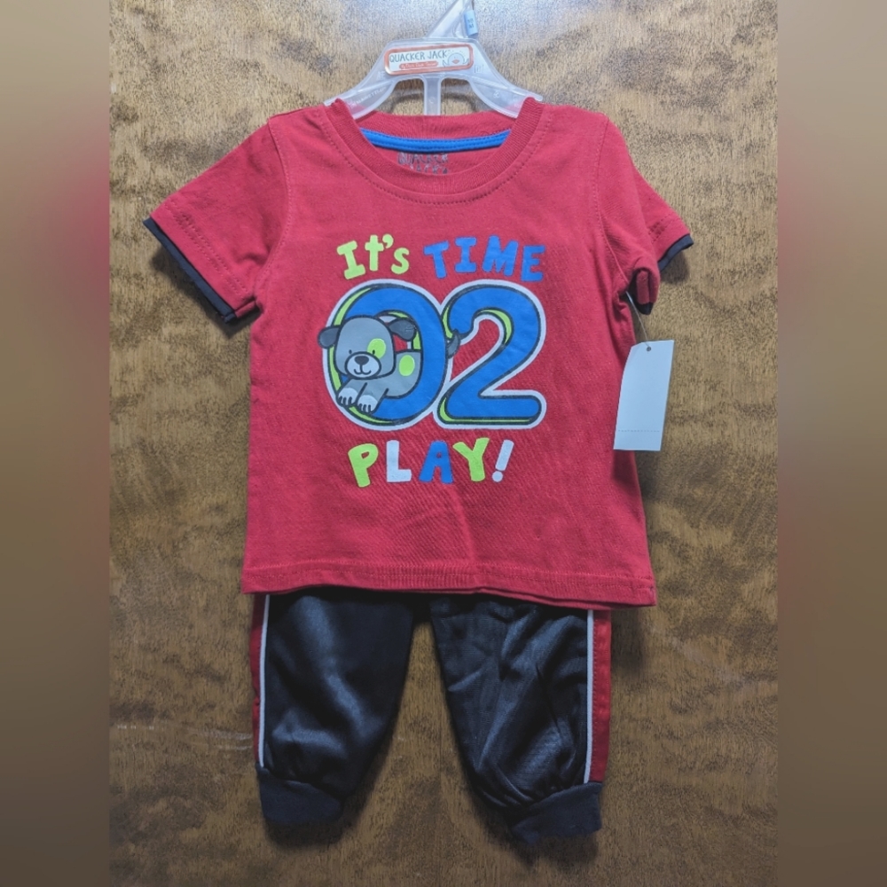 Quacker Jack 2 piece set 18 months.
